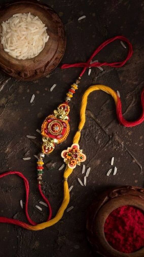 रक्षाबंधनानंतर राखी काढण्याची योग्य वेळ जाणून घ्या !