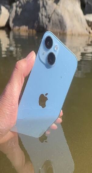 Gadget Tips: તમારો ફોન વૉટરપ્રૂફ છે કે વૉટર રેઝિસ્ટન્ટ ? જાણો