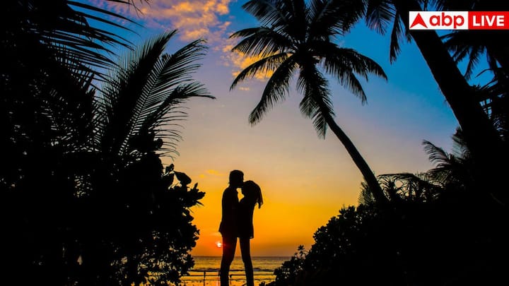 शारीरिक संबंध से शरीर की एनर्जी खर्च होती है, जिससे थकान महसूस होती है और नींद जल्दी आती है.