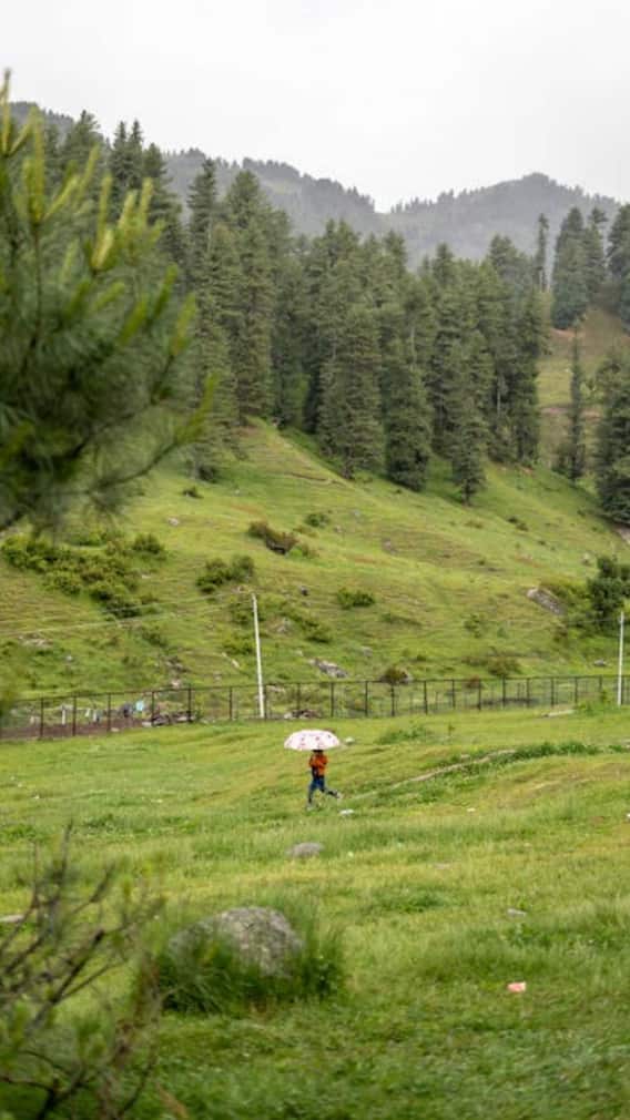 कश्मीर के किस इलाके में रहते हैं सबसे ज्यादा मुस्लिम?