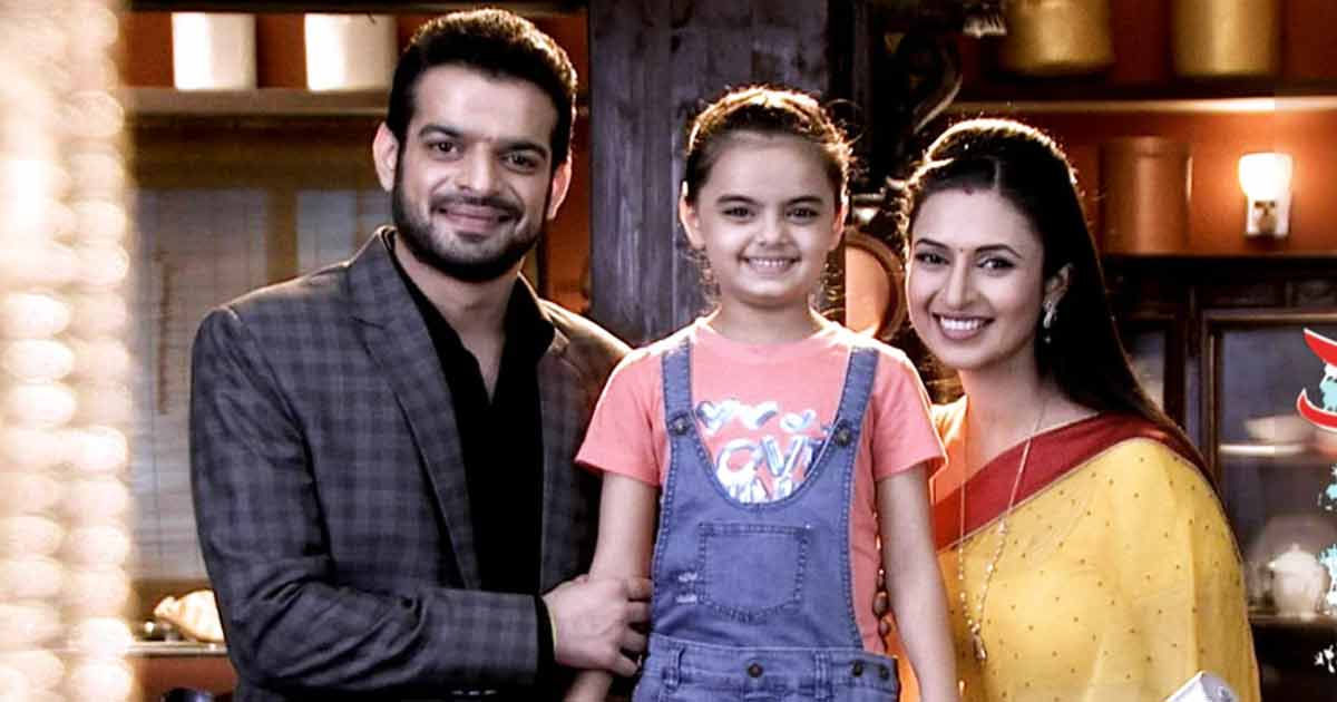 Yeh Hai Mohabbatein started on 3 December 2013. The show went off on 18 December 2019. 1,894 episodes of the show, which lasted for 6 years, was broadcast.