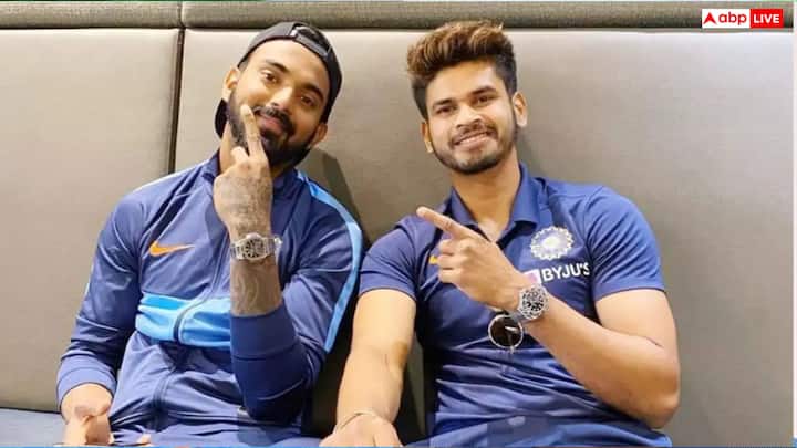 केएल राहुल और श्रेयस अय्यर ने पढ़ाई के साथ-साथ क्रिकेट में भी शानदार संतुलन बनाया है. दोनों ही खिलाड़ियों के पास B.Com की डिग्री है, बस कॉलेज अलग-अलग हैं.