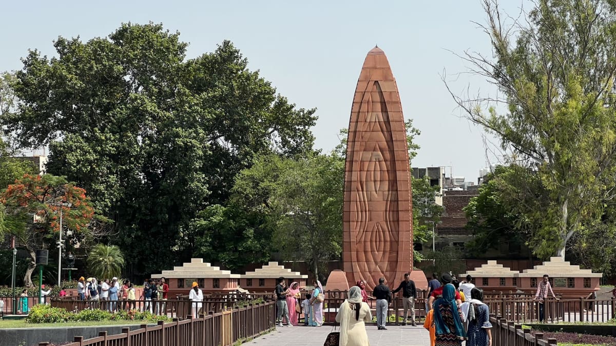 (Image Source: Twitter/@DrMunishRaizada)