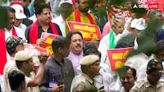 Parliament Monsoon Session Live: EC दफ्तर जा रहे विपक्षी सांसदों को दिल्ली पुलिस ने हिरासत में लिया, SIR और 'वोट चोरी' के खिलाफ INDIA ब्लॉक का हल्ला बोल