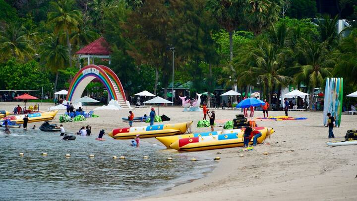 लेकिन सवाल यह है कि भारत के 10,000 रुपये पटाया में कितने काम आता है. इसे जानने से पहले ये जानना जरूरी है कि आखिर यहां कि करेंसी क्या है चलिए इसके बारे में जानते हैं.