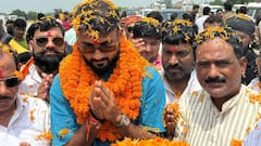 Akashdeep Welcome: इंग्लैंड में धमाल मचा कर लौटे आकाशदीप का रोहतास में भव्य स्वागत, दर्जनों गाड़ियों के साथ निकला काफिला