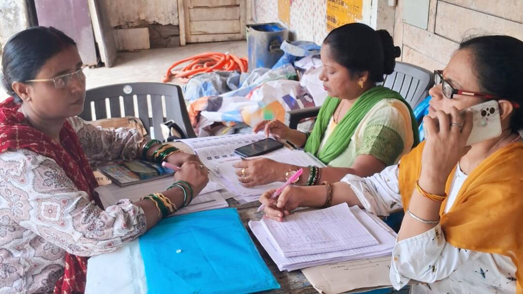 Bihar SIR 127 Claims and Objections of Voters Settled No Complaint from Any Party Even After 11 Days बिहार में मतदाताओं के 127 दावों-आपत्तियों का निपटारा, क्या किसी पार्टी ने दर्ज कराई शिकायत? जानें