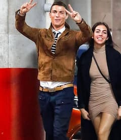 क्रिस्टियानो रोनाल्डो ने जॉर्जिना रोड्रिग्ज से की सगाई, एंगेजमेंट रिंग की कीमत उड़ा देगी आपके होश