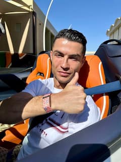 Cristiano Ronaldo Net Worth: क्रिस्टियानो रोनाल्डो की एक महीने की सैलरी उड़ा देगी आपके होश, देखें टोटल नेटवर्थ और कार कलेक्शन