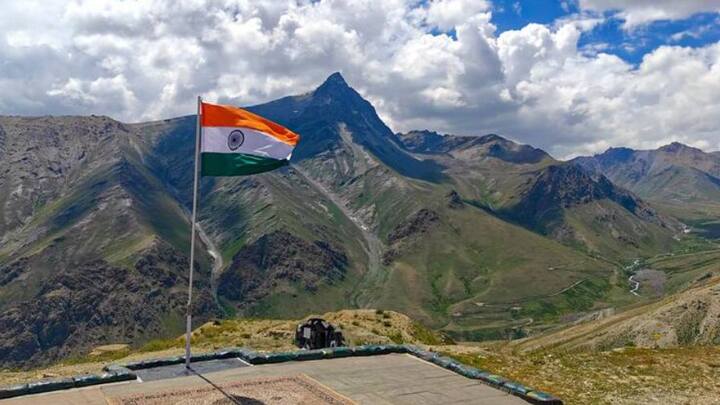 এই স্বাধীনতা দিবসের উদযাপনের প্রাক্কালে কেন্দ্র সরকার নিয়মমাফিক শুরু করেছে হর ঘর তিরঙ্গা কর্মসূচি যা প্রথম শুরু হয় ২০২২ সালে।