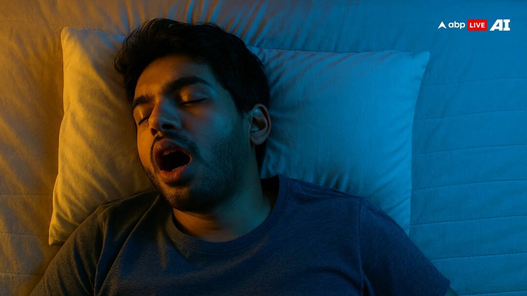 मुंह खोलकर तो नहीं सोते आप, ये किसी बीमारी के लक्षण तो नहीं? Do You Sleep With Your Mouth Open It Could Be a Sign of an Underlying Health Issue मुंह खोलकर तो नहीं सोते आप, ये किसी बीमारी के लक्षण तो नहीं?
