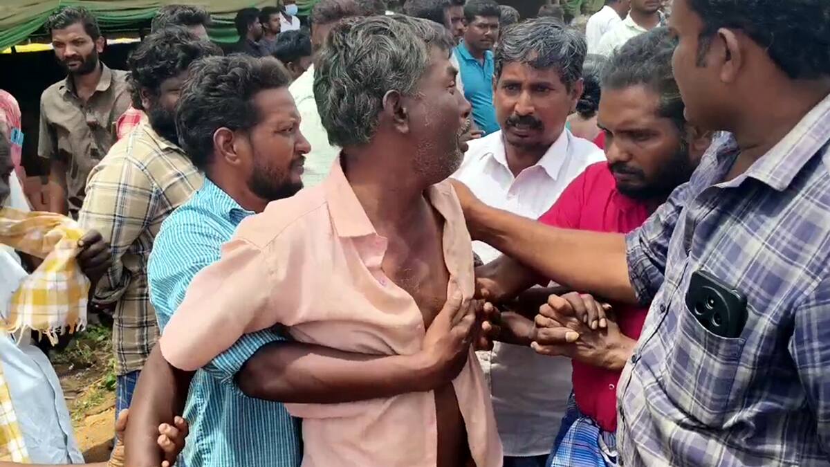 பழனியில் பரபரப்பு! செங்கல் சூளையில் இளைஞர் கொடூர கொலை: சிறுமி, தந்தை கைது! உண்மை என்ன?