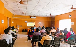 TRB TET Exam 2025: டிஆர்பி டெட் தேர்வுக்கு விண்ணப்பிப்பது எப்படி? தகுதி, கட்டணம், ஊதியம்- முழு விவரம்!