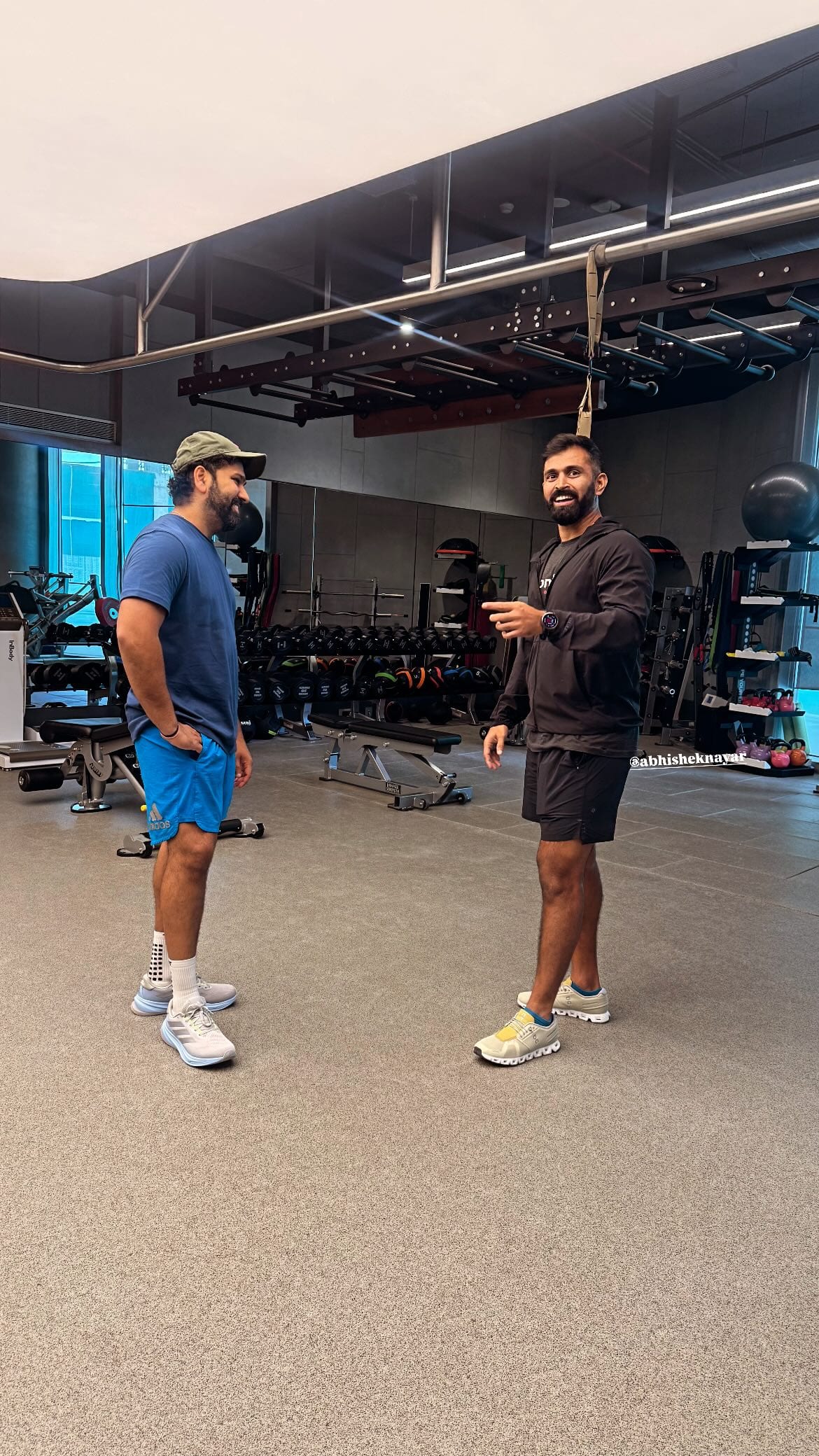 অভিষেক নায়ারের সঙ্গে জিমে রোহিত শর্মা