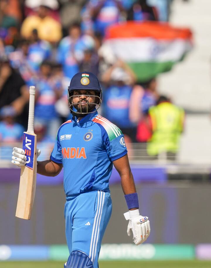 भारतीय बल्लेबाज श्रेयस अय्यर ने अपनी स्कूली पढ़ाई डॉन बॉस्को स्कूल से की है. स्कूली पढ़ाई के बाद अय्यर ने रामनिरंजन आनंदराव पोदार कॉलेज से बीकॉम की डिग्री हासिल की.