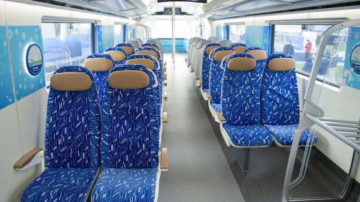 भारताची पहिली हायड्रोजन ट्रेन लवकरच प्रवाशांच्या सेवेत दाखल होणार असून सध्या चेन्नई येथील कारखान्यात ही ट्रेन तयार होत आहे.