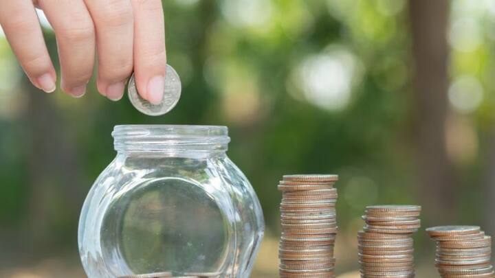 এই টাকা না তুলে ৬০ বছর অবধি বিনিয়োগ চালিয়ে গেলে এই স্কিম থেকেই আপনার সন্তান তাঁর অবসরের সময় পাবে ২.৭৫ কোটি টাকা।