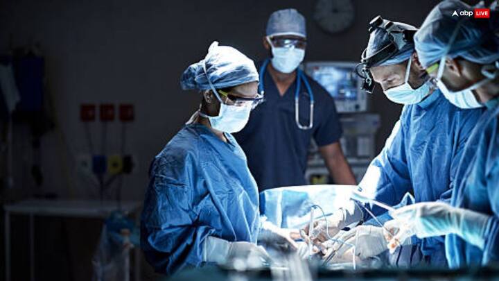 रोग पंचक में यदि संभव हो, तो इस दौरान सर्जरी या ऑपरेशन टालना चाहिए और नए इलाज की शुरुआत करने से बचना चाहिए, बहुत जरुरी है तो उचित मुहूर्त में अस्पताल में एडमिट हों. लंबी या तीर्थ यात्रा, से बचने की सलाह दी जाती है.