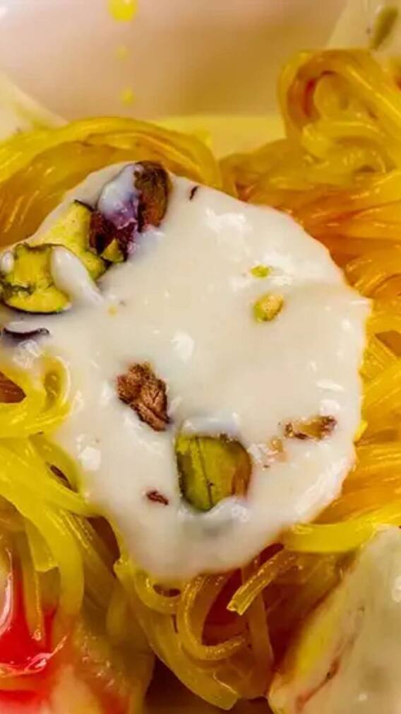 दिल्ली के ये 10 स्ट्रीट फूड बना देते हैं इसे हर फूडी के लिए जन्नत