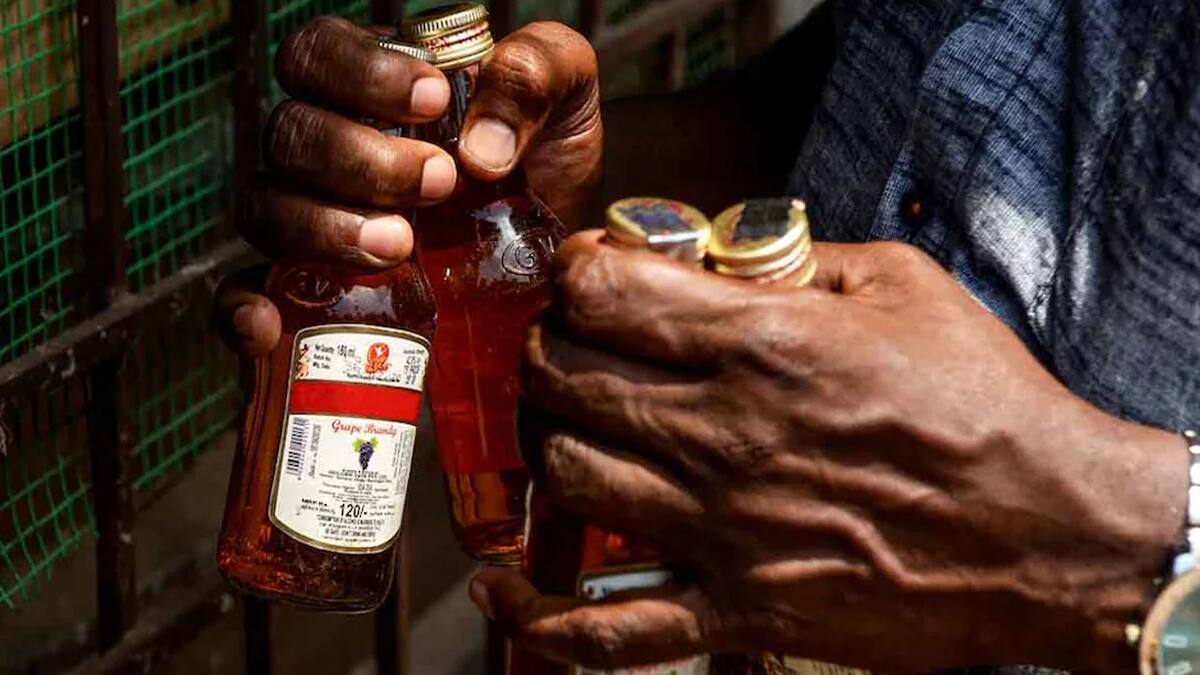 மதுபானங்கள் இனி வீடு தேடி வருமா? அரசு பரிசீலனை? மதுப்பிரியர்கள் கவனத்திற்கு