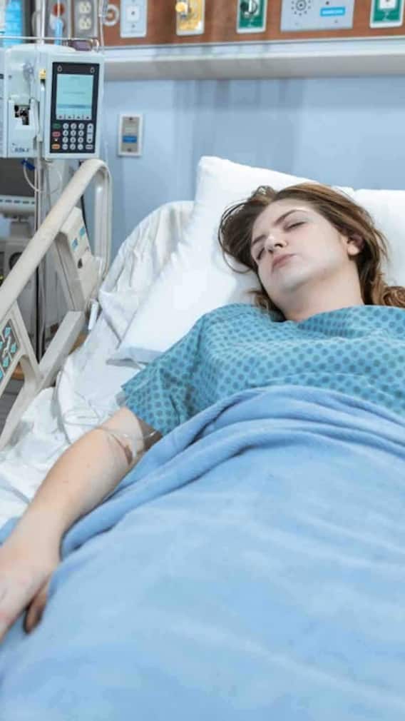 बड़ी आंत में क्यों हो जाता है कैंसर?