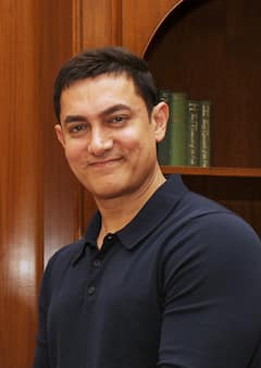 आमिर खान से लेकर अजय देवगन तक, ये सेलेब्स चंद मिनटों के कैमियो के लिए चार्ज करते हैं मोटी रकम