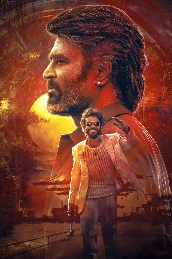 'కూలీ' సినిమా వన్ మ్యాన్ షో అని ఉమైర్ సందు పేర్కొన్నాడు. సినిమాకు ఆయన వెన్నుముకలా నిలబడటంతో పాటు స్క్రీన్ మీద హైలైట్ అయ్యారట. (Image Courtesy: sunpictures / Instagram)