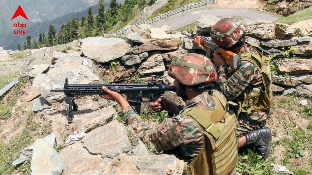 Jammu And Kashmir Soldier Killed In Action Near Line Of Control Uri Sector Baramulla District Jammu And Kashmir: পাক সেনার মদতে অনুপ্রবেশের চেষ্টা, উরি সেক্টরের কাছে সেনা-জঙ্গি সংঘর্ষ, শহিদ ১ জওয়ান