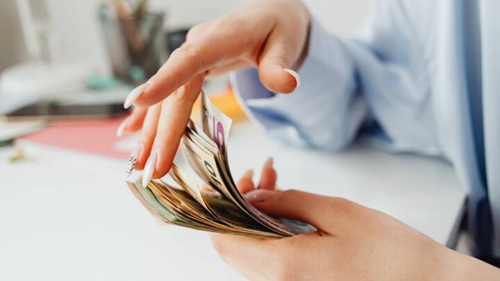 जर पाच वर्षांत 1 लाख रुपयांची गुंतवणूक केली असती, तर आज ती 3 लाख रुपयांहून जास्त झाली असती.