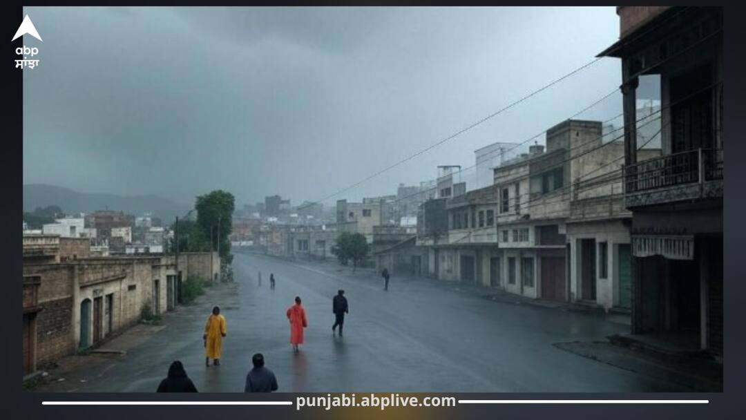 Punjab Weather Today: ਪੰਜਾਬ ‘ਚ ਅੱਜ 6 ਜ਼ਿਲ੍ਹਿਆਂ 'ਚ ਤੇਜ਼ ਮੀਂਹ ਦੀ ਚੇਤਾਵਨੀ: 3 ਦਿਨ ਯੈਲੋ ਅਲਰਟ, ਬਿਆਸ ਦਾ ਵਧਿਆ ਪਾਣੀ, 7 ਪਿੰਡਾਂ ਦੀ 600 ਏਕੜ ਜ਼ਮੀਨ ਡੁੱਬੀ Punjab Weather: Heavy Rain Alert in 6 Districts, Beas River Rises, 600 Acres Flooded Punjab Weather Today: ਪੰਜਾਬ ‘ਚ ਅੱਜ 6 ਜ਼ਿਲ੍ਹਿਆਂ 'ਚ ਤੇਜ਼ ਮੀਂਹ ਦੀ ਚੇਤਾਵਨੀ: 3 ਦਿਨ ਯੈਲੋ ਅਲਰਟ, ਬਿਆਸ ਦਾ ਵਧਿਆ ਪਾਣੀ, 7 ਪਿੰਡਾਂ ਦੀ 600 ਏਕੜ ਜ਼ਮੀਨ ਡੁੱਬੀ