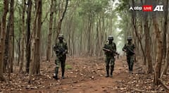 Jharkhand Encounter: पश्चिम सिंहभूम में नक्सलियों से मुठभेड़, सुरक्षाबलों ने एक उग्रवादी को किया ढेर