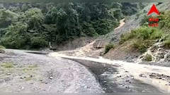 টানা বৃষ্টিতে বিপর্যস্ত উত্তরবঙ্গ, কার্যত বিচ্ছিন্ন বাংলা-সিকিমের যোগাযোগ