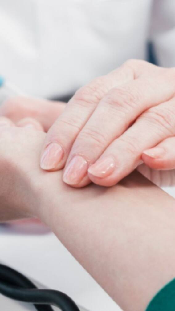 உடலில் புரத குறைபாடு இருப்பதை அறிவதற்கான அறிகுறிகள்