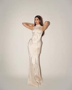 Khushi Kapoor’s Cream Gown Look Proves Less Is More In High Fashion; See PICS