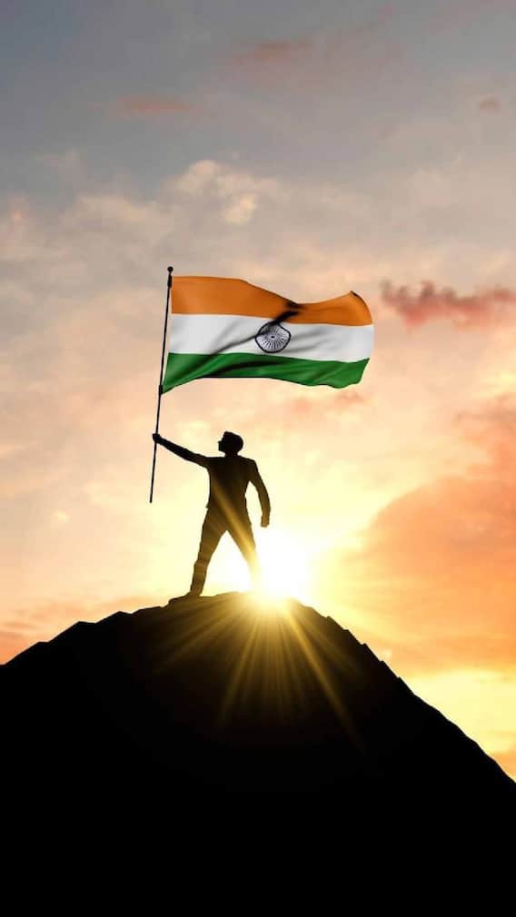 १५ ऑगस्टला पाहावेत असे देशभक्तीपर चित्रपट