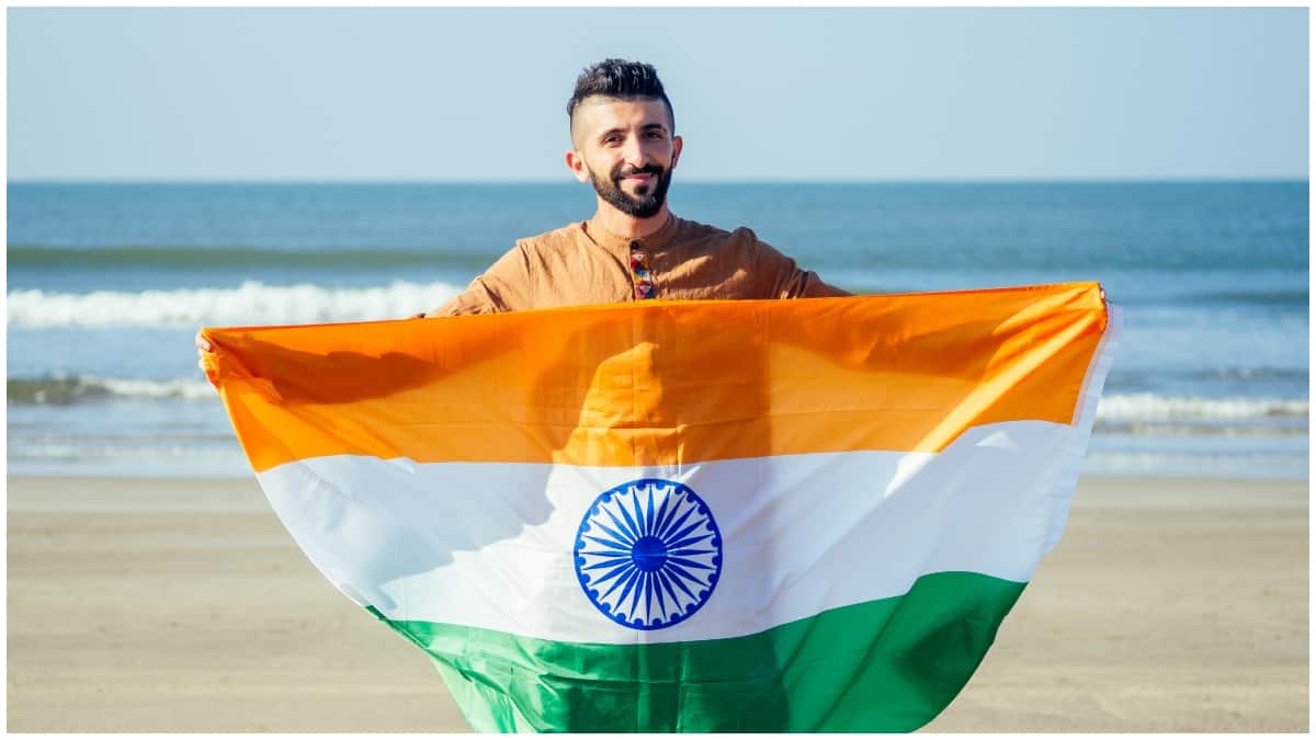 Independence Day 2025 : స్వాతంత్య్ర దినోత్సవం 2025 శుభాకాంక్షలు.. ఇన్​స్టా, వాట్సాప్​, ఫేస్​బుక్​లలో విషెష్ ఇలా చెప్పేయండి