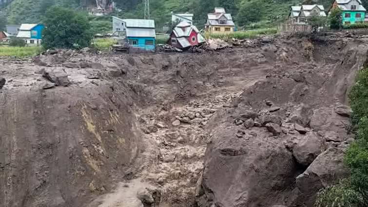 Kishtwar Cloudburst: કિશ્તવાડમાં વાદળ ફાટવાથી 30 લોકોના મોત, સેનાએ સંભાળ્યો મોરચો