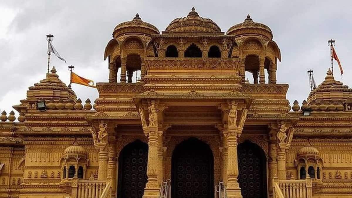 Krishna Janmashtami 2025: Top 8 Temples That Celebrate Janmashtami Across the World