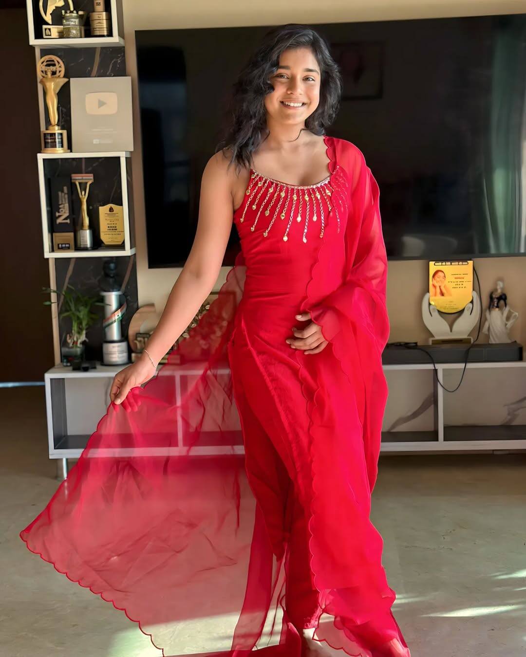 During the promotion of this happiness, Sumbul spoke openly on his relationship with Fahman Khan and told whether he feels a lack of special friend in his life.