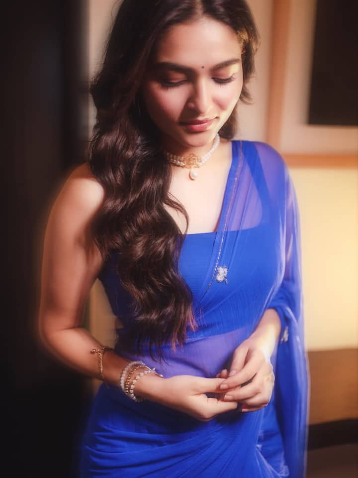 எஸ்டிஆர் 49, இதயம் முரளி போன்ற படங்களில் கமிட் ஆகி நடித்துக்கொண்டிருக்கிறார்.