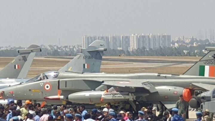 जेट-पावर्ड SAAW को सुखोई-30MKI, राफेल और अन्य वायुसेना प्लेटफॉर्म पर इंटीग्रेट किया जाएगा. सुखोई-30MKI प्राथमिक लॉन्च प्लेटफॉर्म होगा, जो इंडिजिनस स्मार्ट क्वाड रैक सिस्टम के जरिये एक साथ कई SAAW ले जा सकता है.