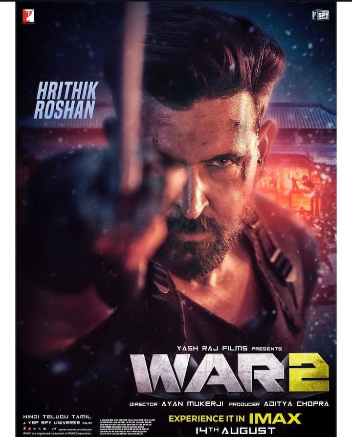 War 2- The next film of the Spy Universe of YRF, which is produced by Ayan Mukherjee. It stars Junior NTR, Hrithik Roshan and Kiara Advani in the lead roles. The film is full of banging action, patriotism and thrill. The film has been released in the theater around the world on 14 August.