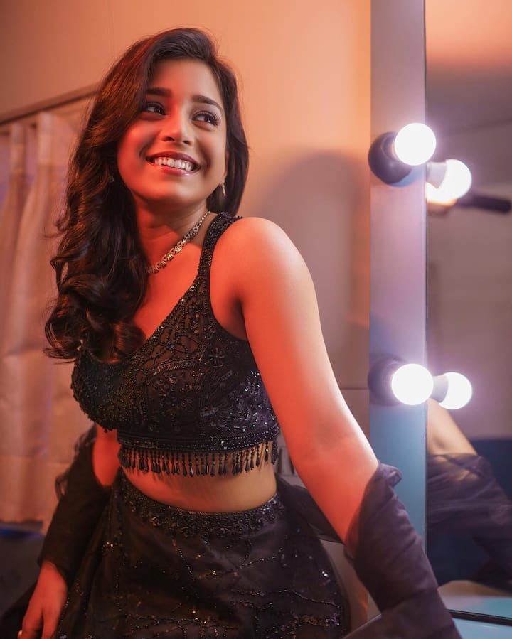 But, when Sumbul came out of Bigg Boss house, after a few months after that, news started coming that there has been a rift in the relationship between the two. In an interview, Fahman had said that Sumbul broke the friendship at the behest of his father. At the same time, the actress had described this as baseless.