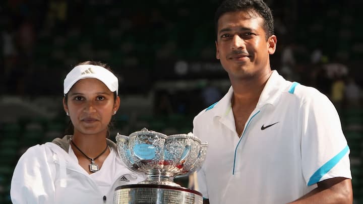 सानिया मिर्जा और महेश भूपति, दोनों दिग्गज टेनिस खिलाड़ियों के रिलेशनशिप में होने की खबरें सिर्फ अफवाह बनकर रह गईं. लेकिन रिपोर्ट्स अनुसार लंदन ओलंपिक्स से ठीक पहले डबल्स पार्टनर के सेलेक्शन के समय दोनों के रिलेशन में खटास पड़ गई थी. भूपति ने ओलंपिक्स के लिए रोहन बोपन्ना को अपना पार्टनर चुना था.