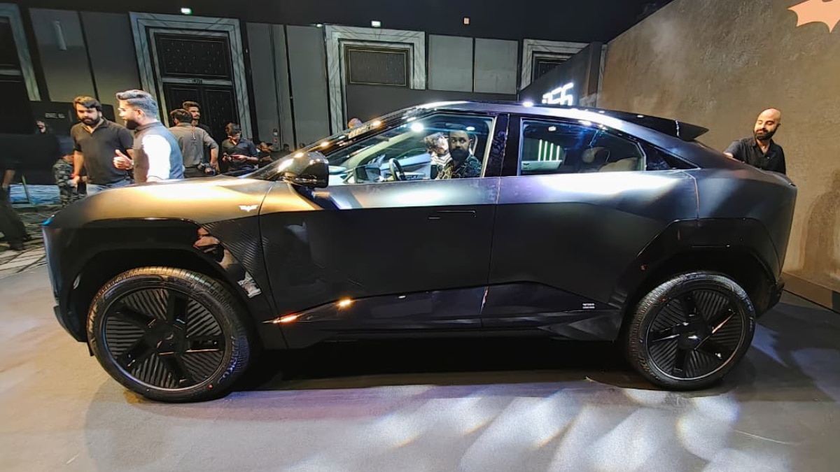 John Abraham Unveils Limited-Run Mahindra BE6 Batman Edition: Check Out Price, Units, Photos