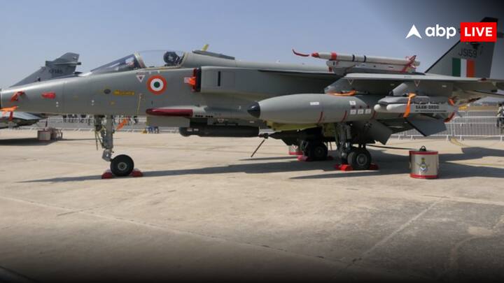 DRDO SAAW Project: DRDO ने अपने SAAW को जेट-पावर्ड वेरिएंट में अपग्रेड करने की दिशा में कदम बढ़ाया है, जिससे इसकी रेंज 200 किमी से अधिक होगी और यह फायर-एंड-फॉरगेट क्षमता हासिल करेगा.