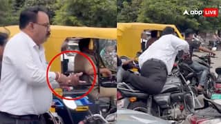 इसे कहते हैं टाइम मैनेजमेंट... लाल बत्ती पर बाइक से उतर कर तंबाकू मसलने लगे अंकल जी, वायरल हो गया वीडियो