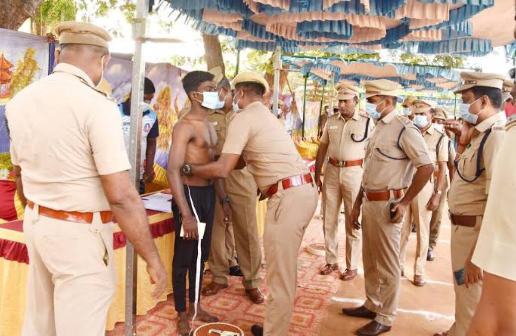 கடலோர காவல்படையில் சேர இளைஞர்களுக்கு அழைப்பு! உடனே விண்ணப்பியுங்கள்!