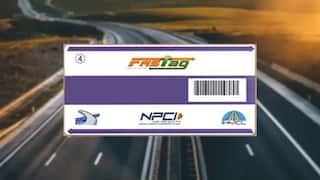 आजपासून 3 हजारात वर्षभरासाठी FASTag मिळणार; राष्ट्रीय महामार्ग टोल कितीवेळा ओलांडता येणार? तो कुठे मिळेल आणि कसा काम करेल??