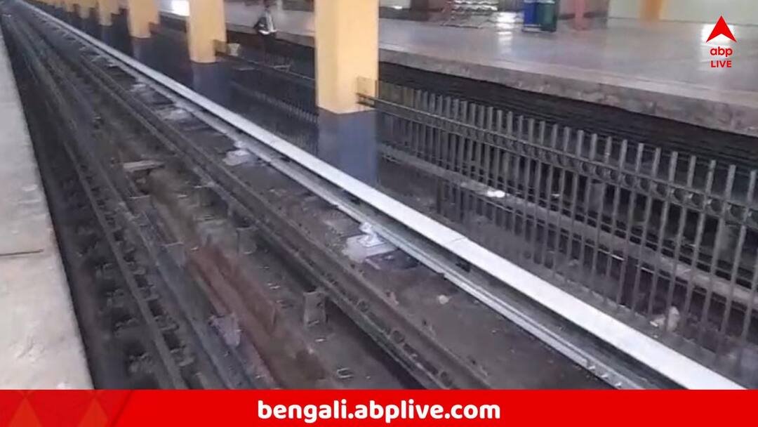 Kolkata Metro Dead body Of Youth Recovered from Metro Tunnel Between Park Street Esplanade Kolkata Metro : কলকাতা মেট্রোর সুড়ঙ্গপথে অজ্ঞাত পরিচয় যুবকের মৃতদেহ! দুই স্টেশনের মাঝ থেকে দেহ উদ্ধার গভীর রাতে